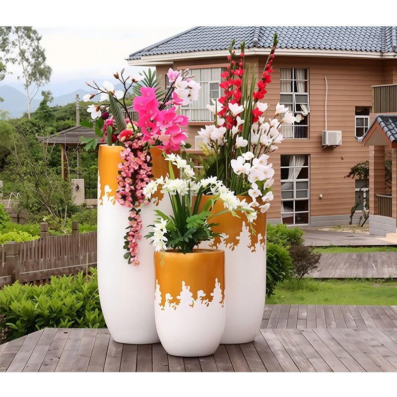 Orange-edged Fiberglass Planter Pot high quality